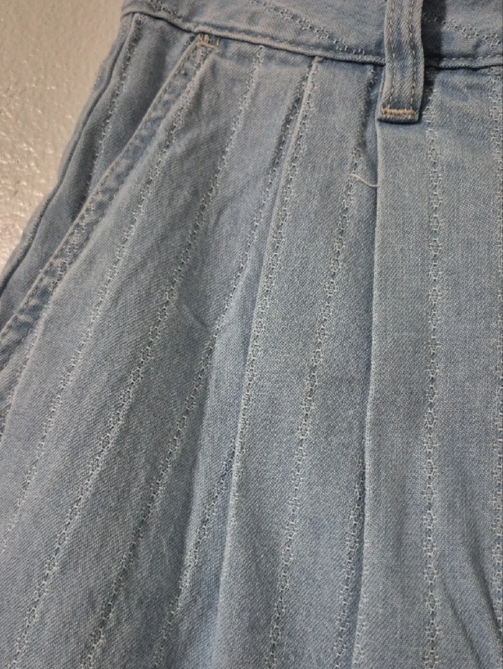 Lee Heritage Pleated Denim Mini Skirt